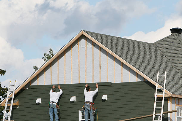 Professional Siding Contractor technician working in Harrellsville, NC